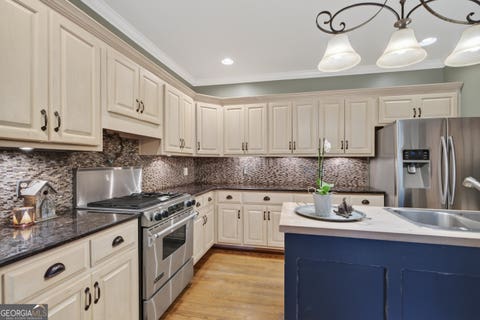 Tiny photo for 805 Collinwood Road SE, Rome, GA 30161 (MLS # 10786156)