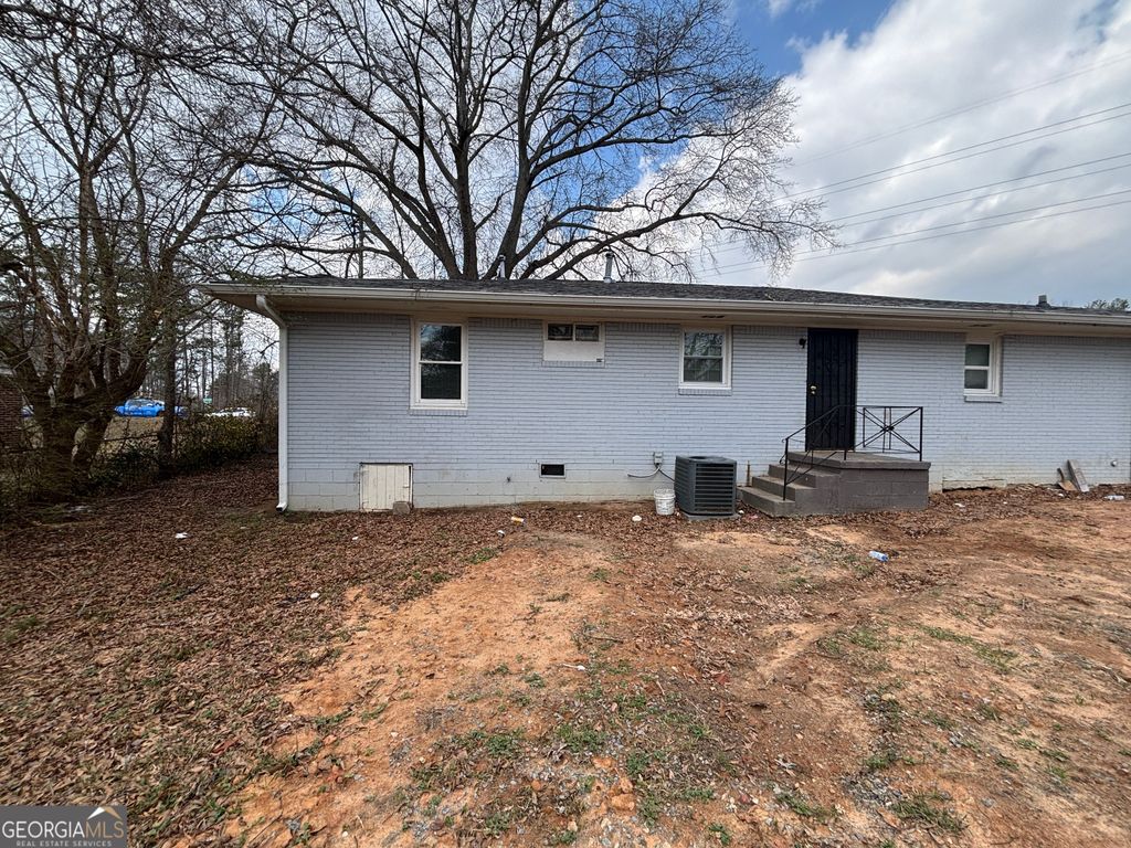 Photo of 1899 Austell Road SW, Marietta, GA 30008 (MLS # 10695162)