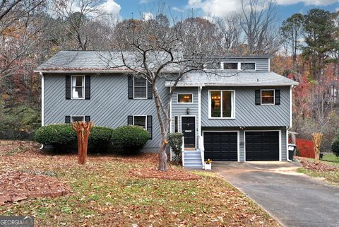 Photo of 1140 Reading Drive NW, Acworth, GA 30102 (MLS # 10646869)