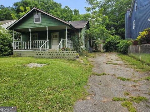 658 Schuyler AVE SE Atlanta GA 30312