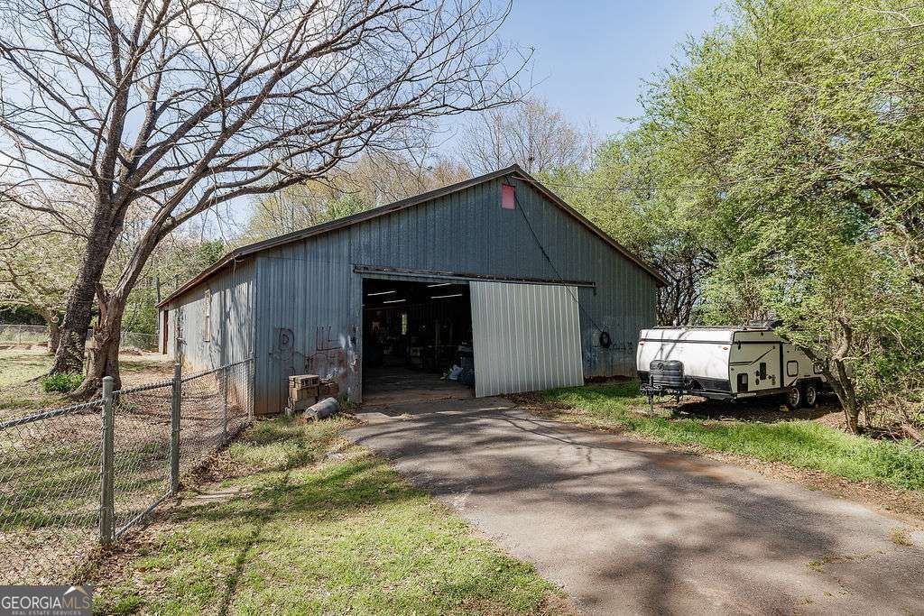 listing image 45