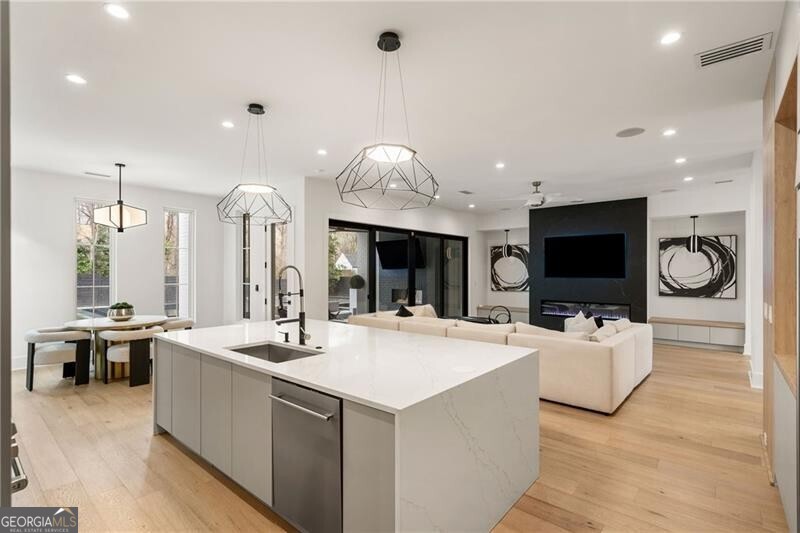 Downtown Alpharetta - Residential
