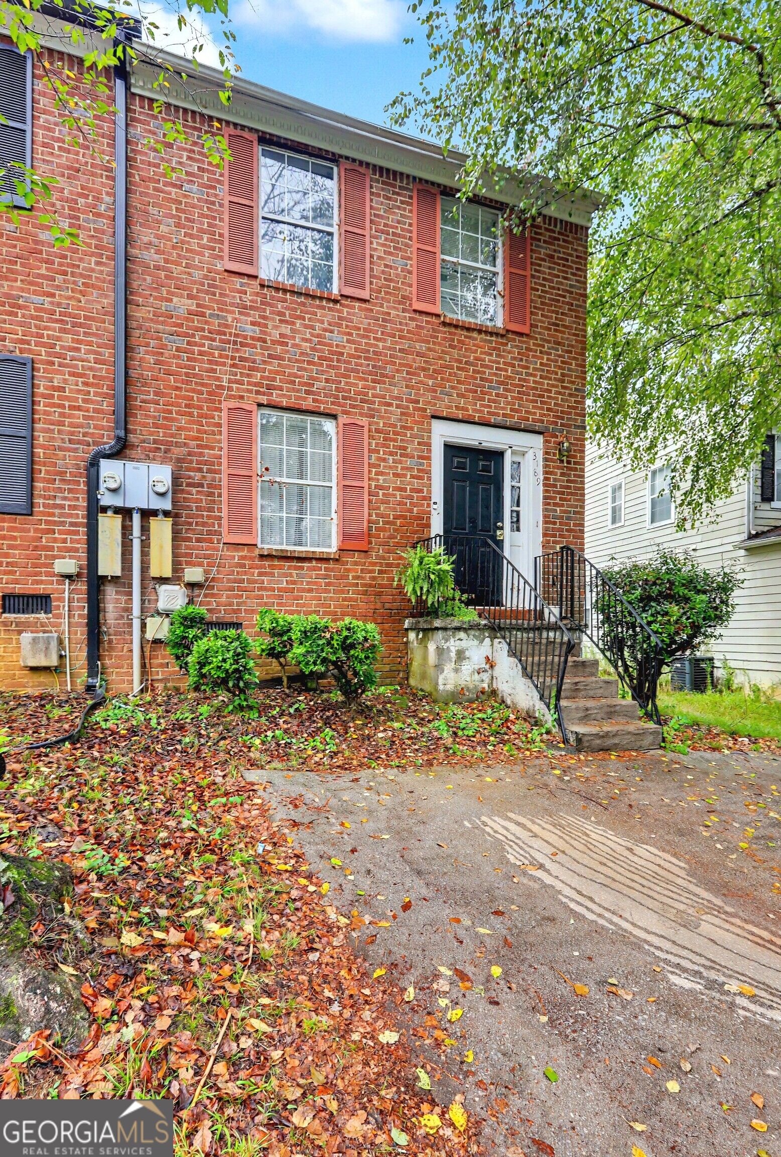 3189 Kingswood GLN