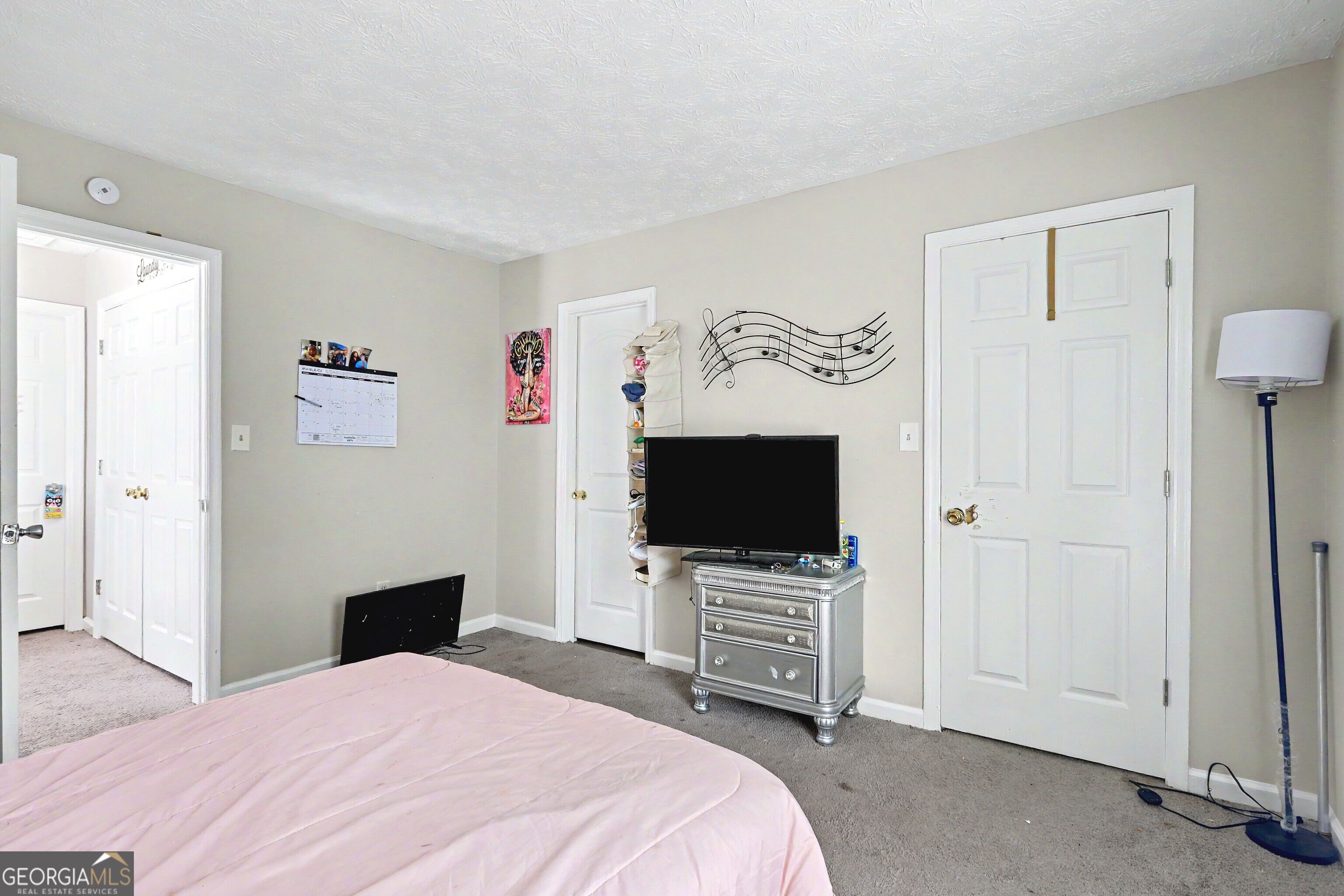 3189 Kingswood GLN