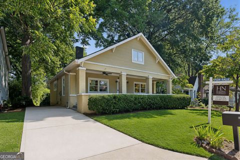 Photo of 805 Holmes Street NW, Atlanta, GA 30318 (MLS # 10803165)