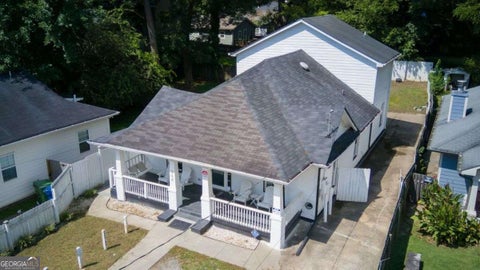 Photo of 964 Mayson Turner Road NW, Atlanta, GA 30314 (MLS # 10827380)