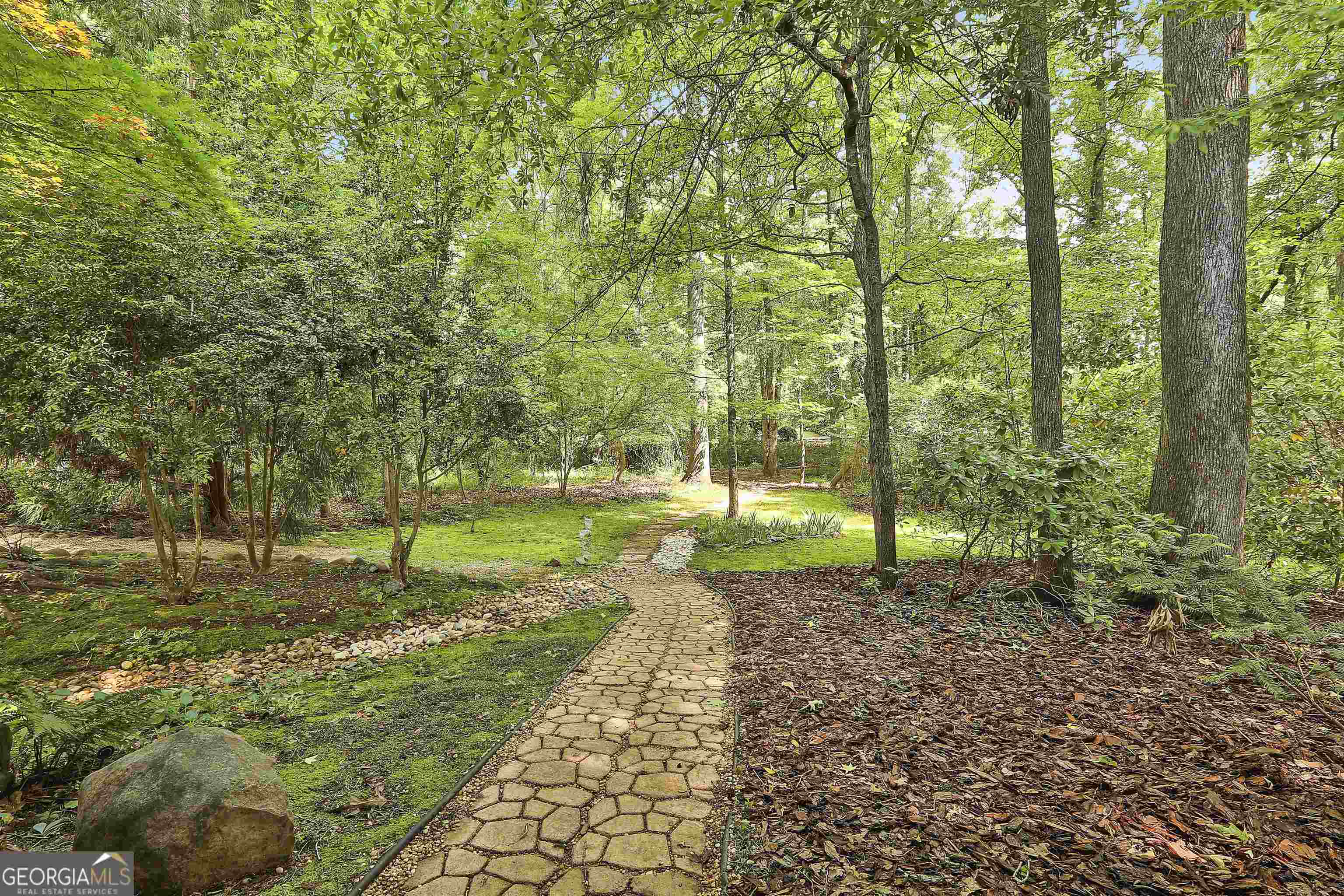 Peachtree City, Georgia 30269, United States, 4 Bedrooms Bedrooms, ,5 BathroomsBathrooms,Residential,Active,13760