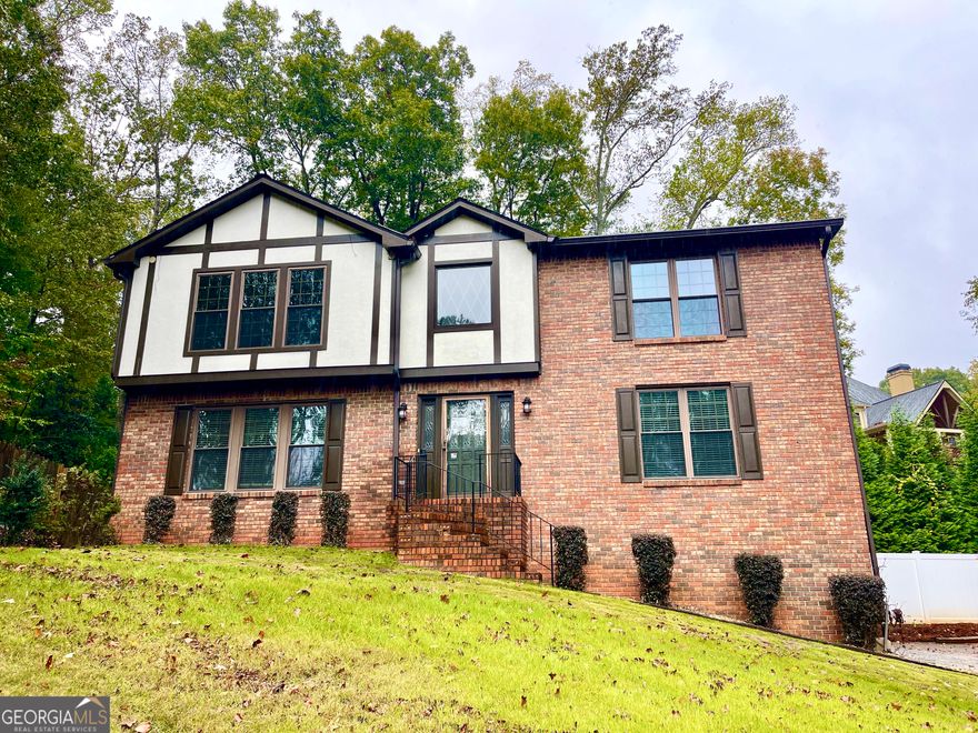 Welcome to this stunning 4-bedroom, 2.5-bathroom home located in the vibrant community of Smyrna, GA. This property boasts a plethora of amenities designed to provide a comfortable and luxurious living experience. The home features a cozy fireplace, perfect for those chilly evenings, and a full suite of kitchen appliances that will make meal preparation a breeze. The principal room is a haven of relaxation, complete with a bath tub and a standing washer for your convenience. The master room is a dream come true, featuring a spacious walk-in closet. The home's expansive spaces offer plenty of room for creativity and personalization. A washer and dryer are included, adding to the home's functionality. One of the highlights of this property is the sunroom, which offers a great view of the well-established yard. This space is perfect for enjoying a cup of coffee in the morning or watching the sunset in the evening. This home is a perfect blend of comfort and luxury, and is waiting for you to make it your own.    enrolled in the Resident Benefits Package (RBP) for $35/month which includes liability insurance, credit building to help boost the resident's credit score with timely rent payments, HVAC air filter delivery (for applicable properties), our best-in-class resident rewards program, and much more! More details upon application.