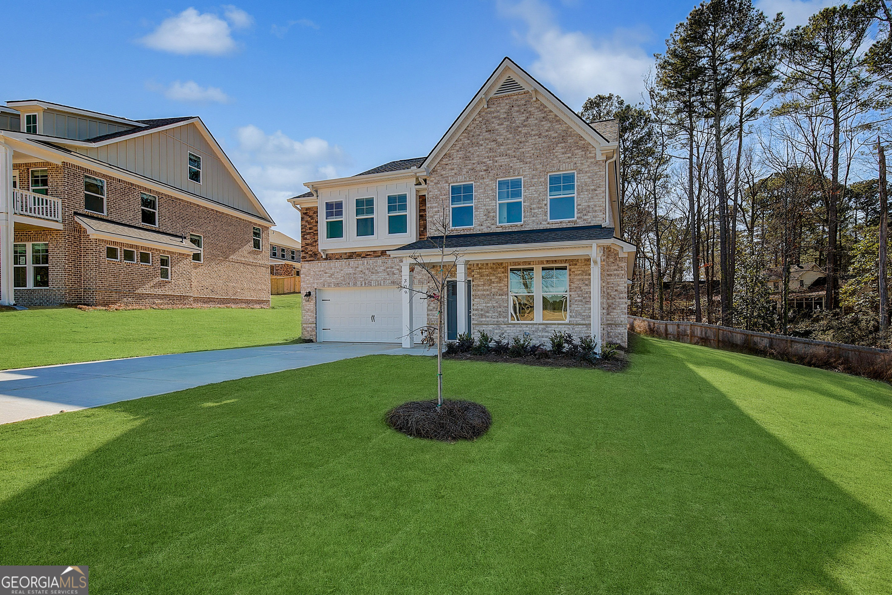 656 Leafy Branch Way