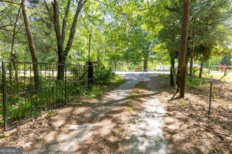 3920 HIRAM LITHIA SPRINGS RD