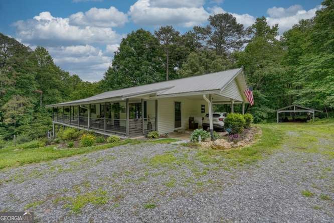 Photo of 399 Pack Creek Road, Blue Ridge, GA 30513 (MLS # 10798328)