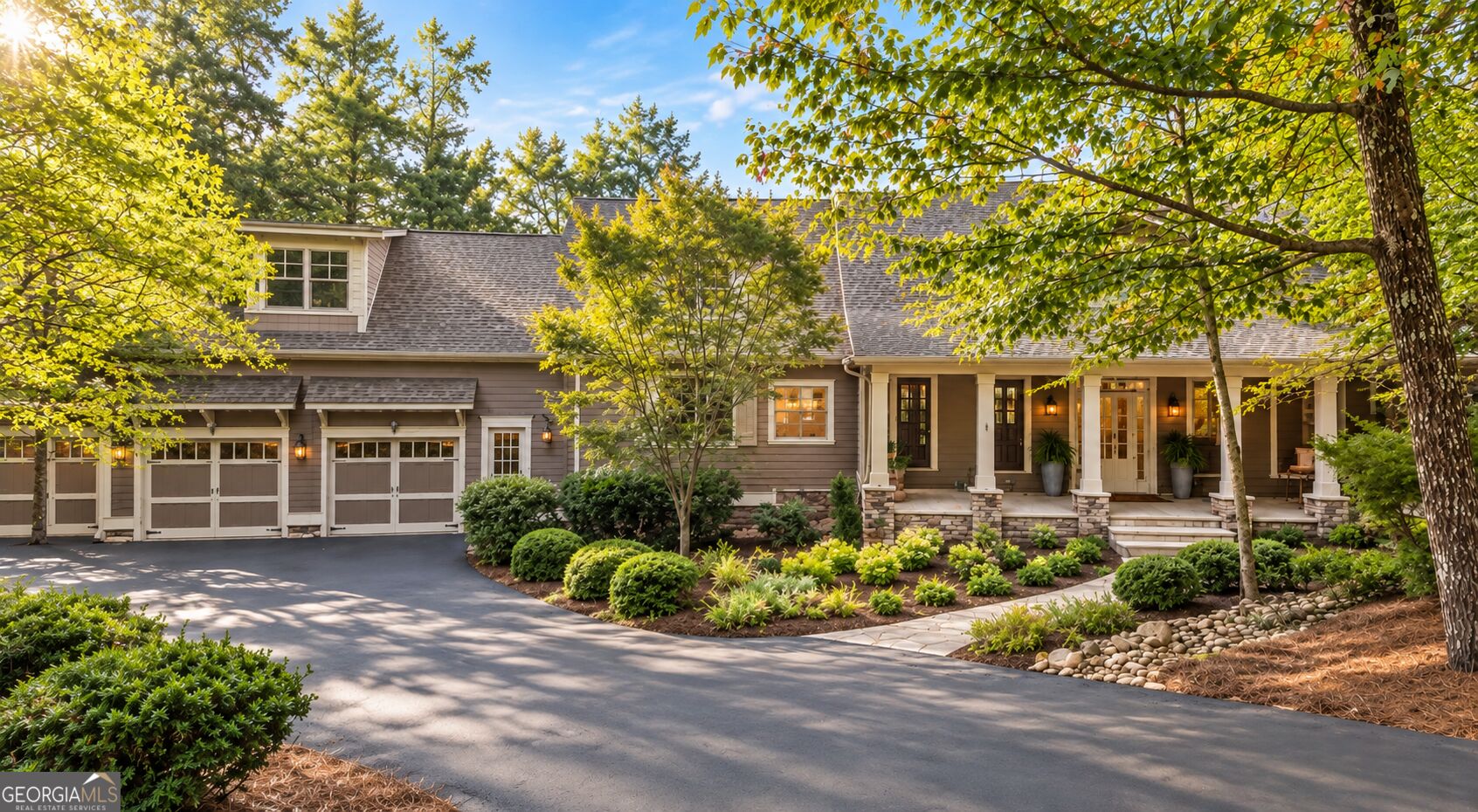 188 Bluestern DR SE