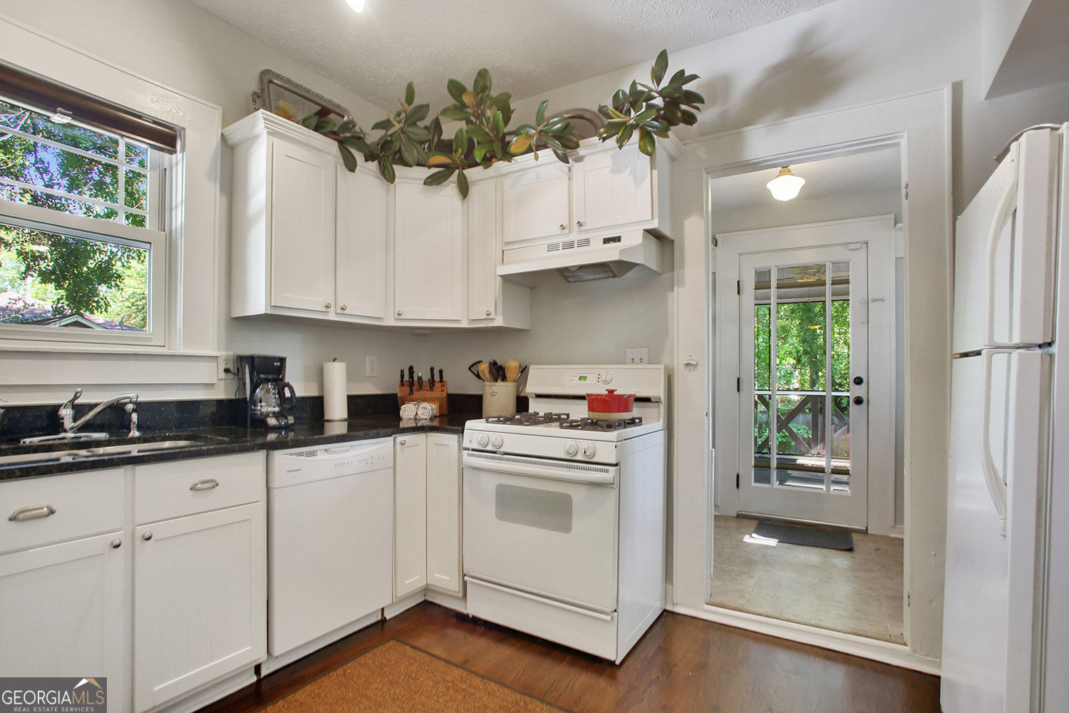 219 Gordon ST