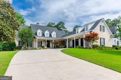 Single Family Residence in Loganville GA 345 Grove Ridge Drive.jpg