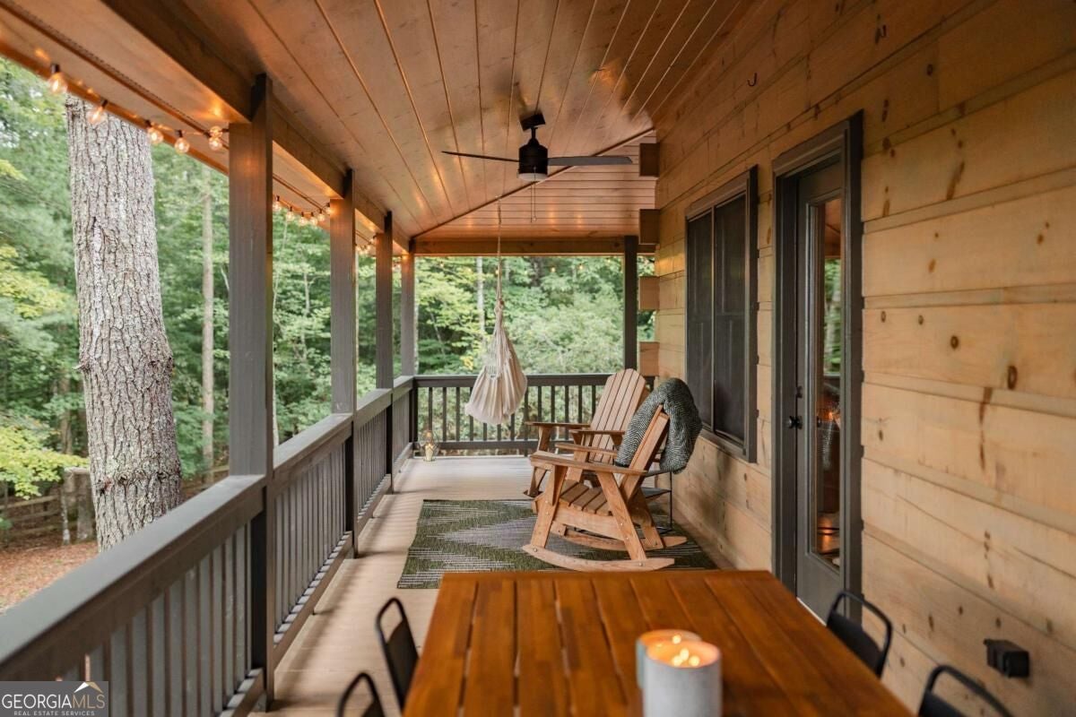 140 Black Oaks RD