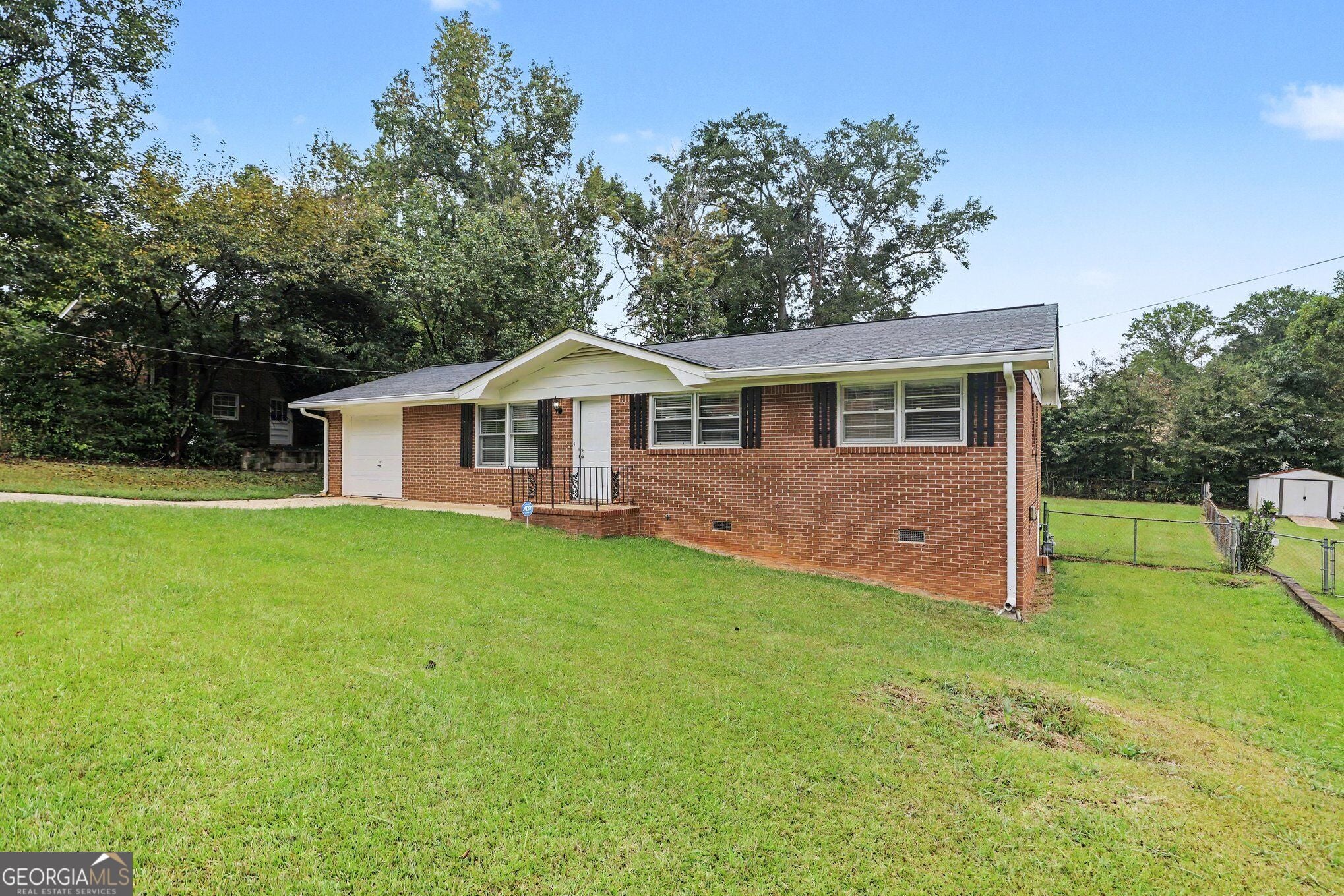 2541 Burton CIR