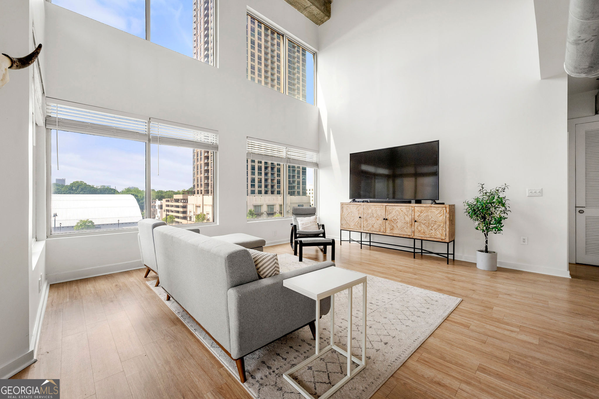 260 N. 18th ST UNIT 10326