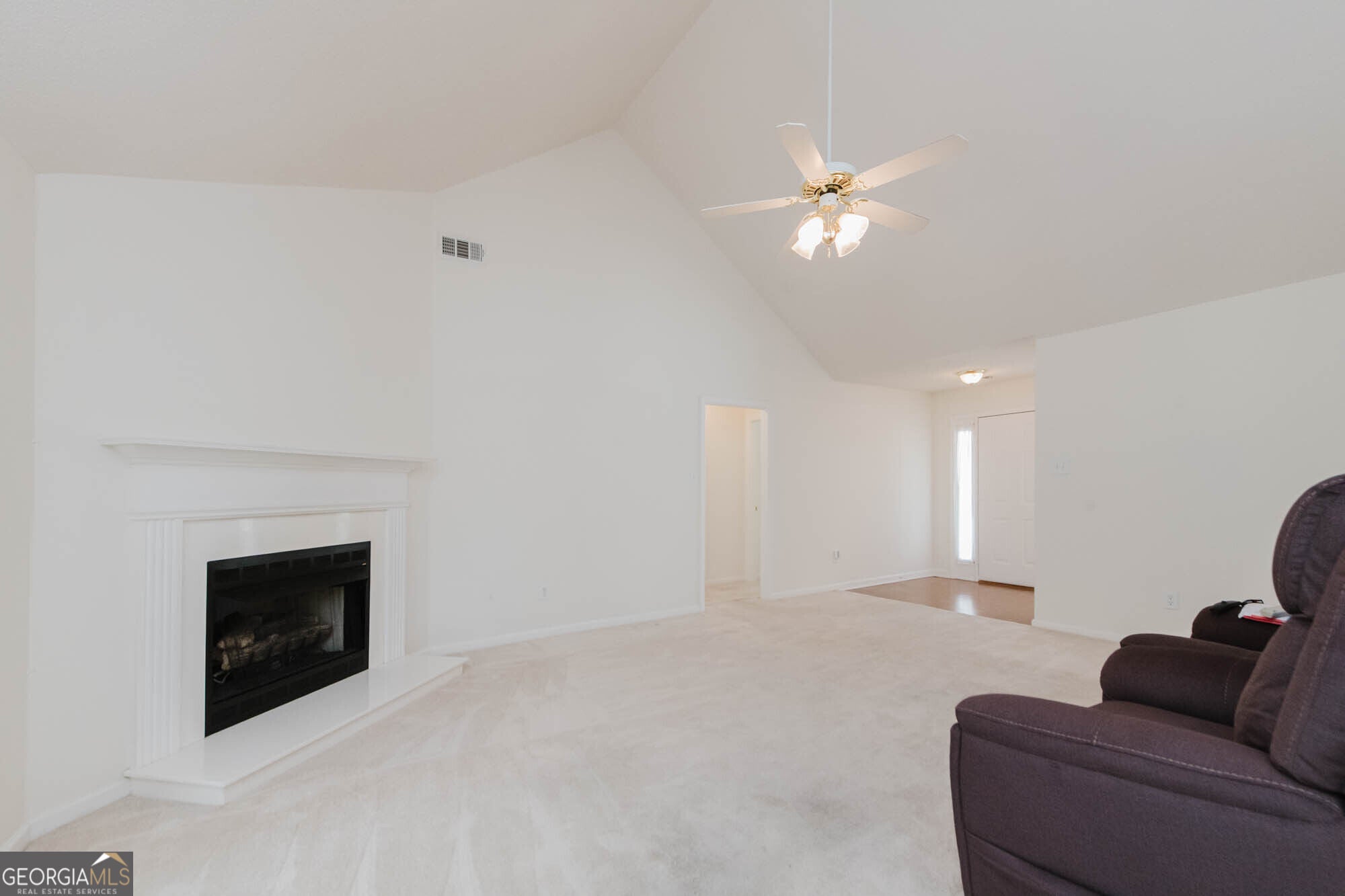 133 Darin DR