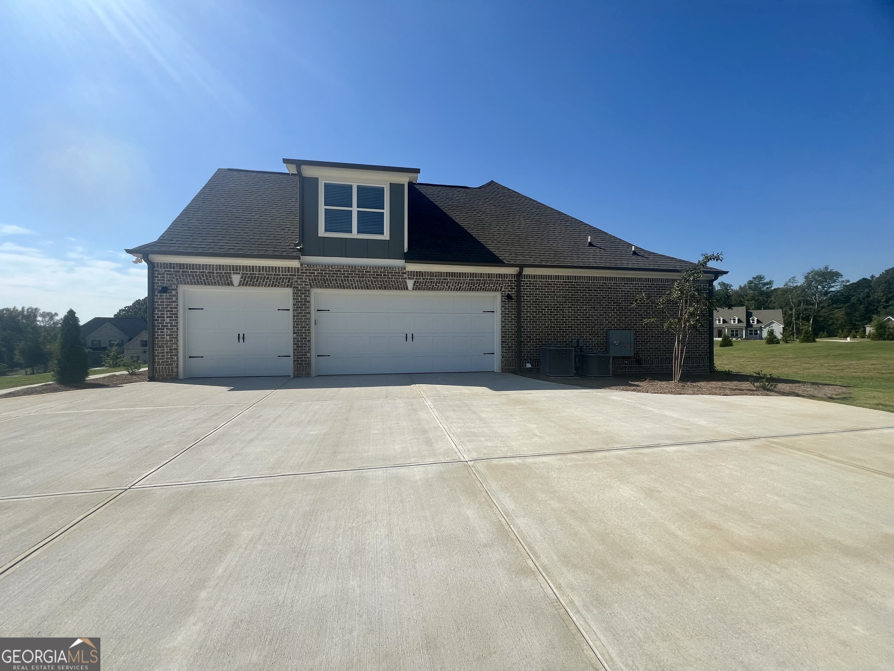 2986 Coralbell DR