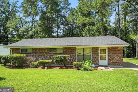 Photo of 4732 Carson Pass SW, Atlanta, GA 30331 (MLS # 10668985)