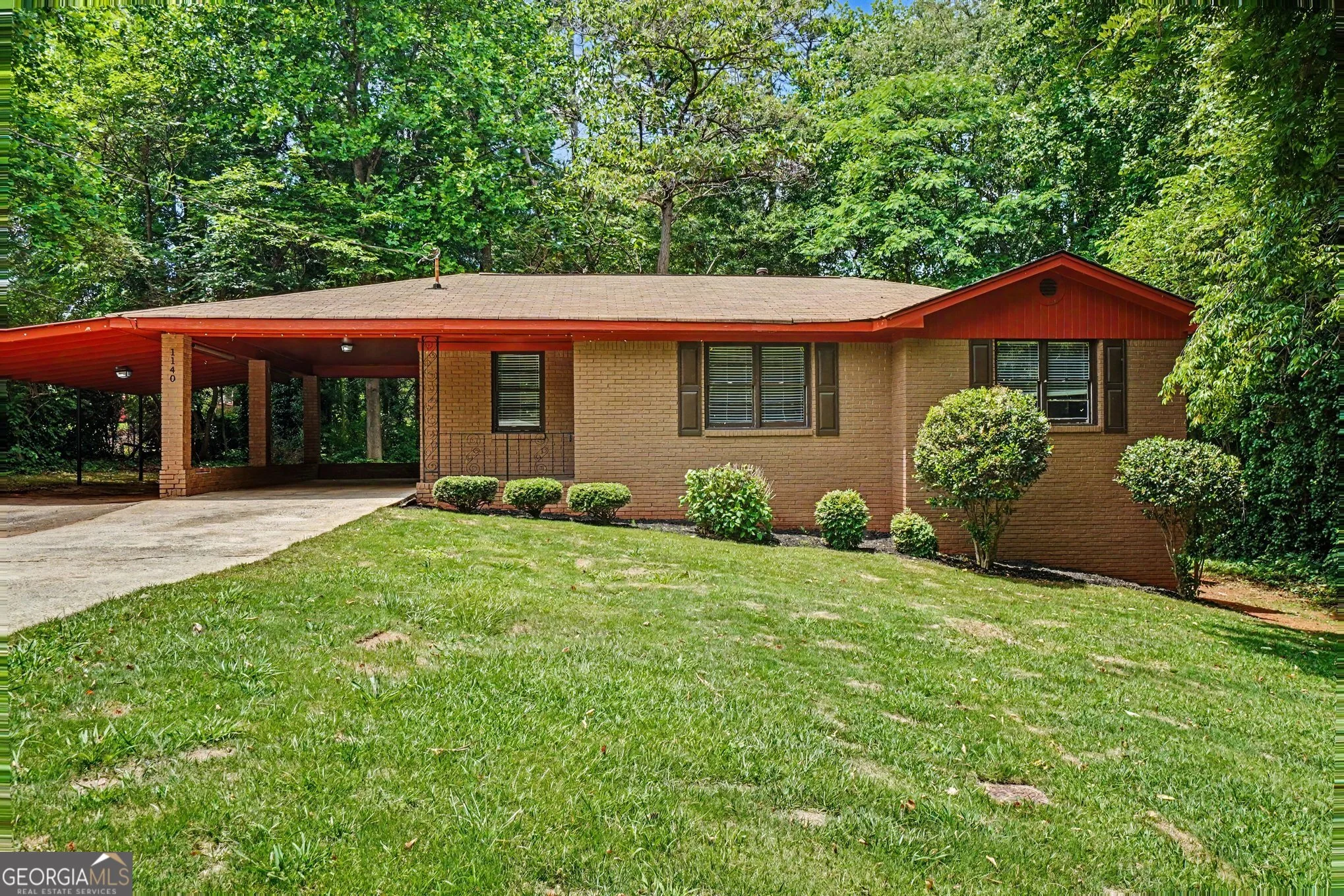1140 Vonda Lane SW