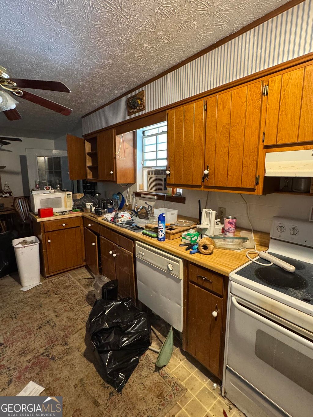 Photo of 1063 Mitchell Drive, Winder, GA 30680 (MLS # 10629878)