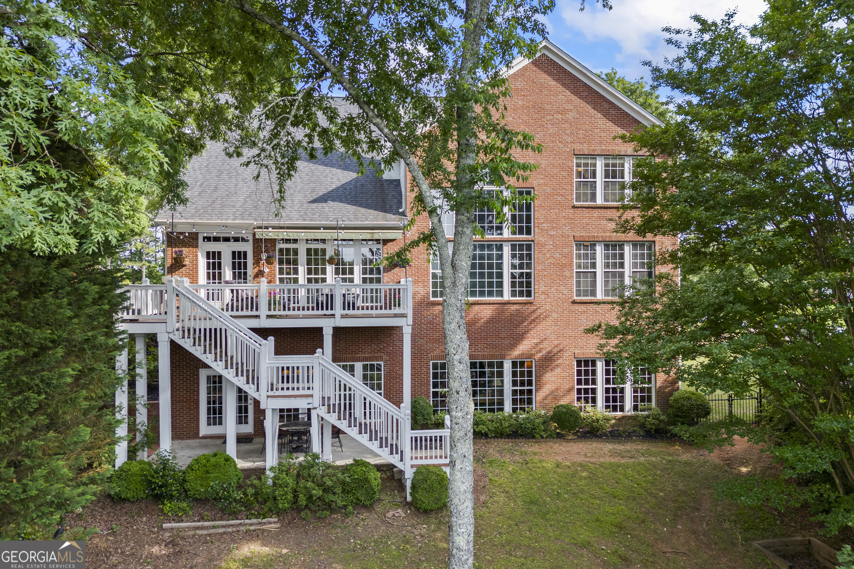 5260 Harbury LN