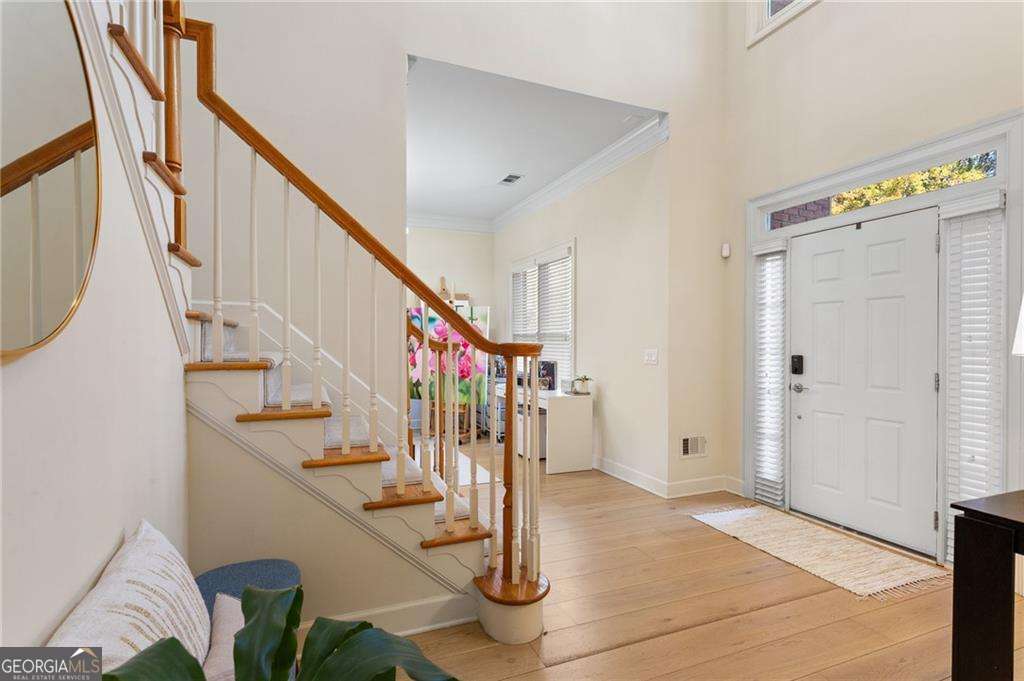 1914 Tynemoore CT SE