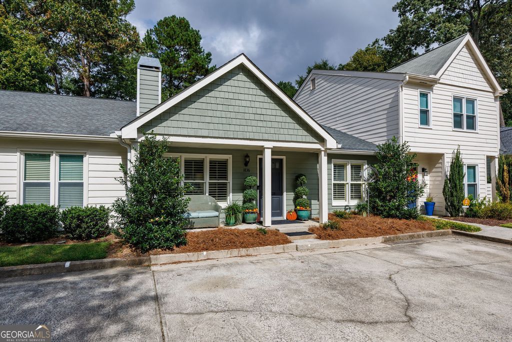 Photo of 1836 S Garden Court NE, Brookhaven, GA 30319 (MLS # 10625308)