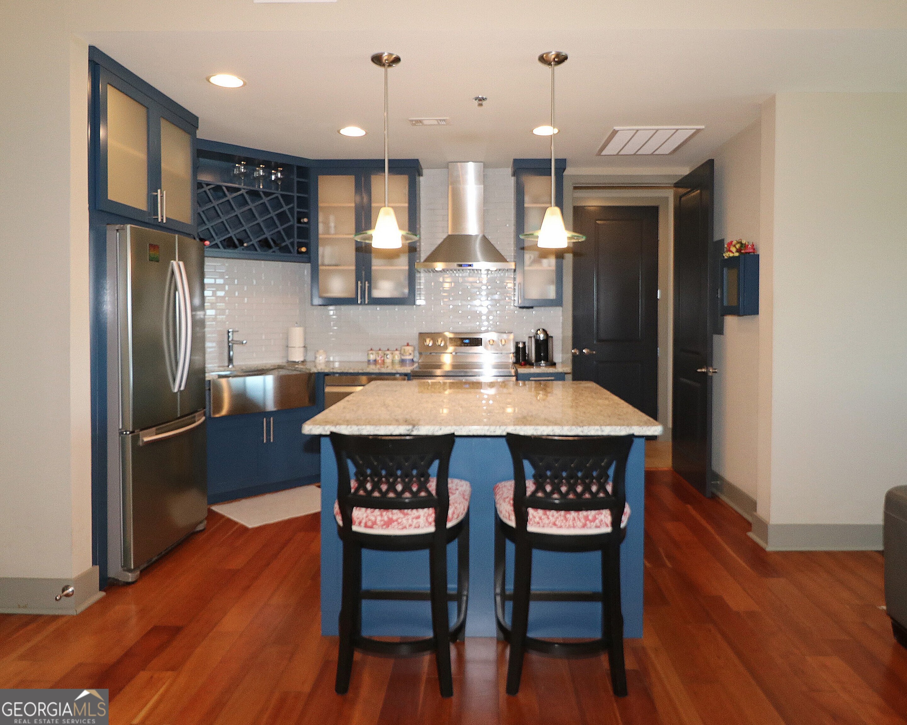 The Manhattan - Residential