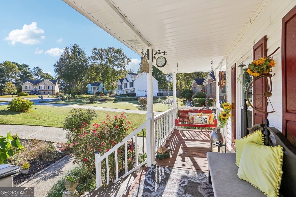 Photo of 33 Kent Lane, Douglasville, GA 30134 (MLS # 10880337)
