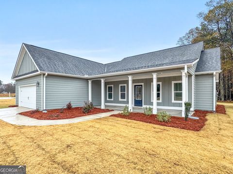 A home in Newnan