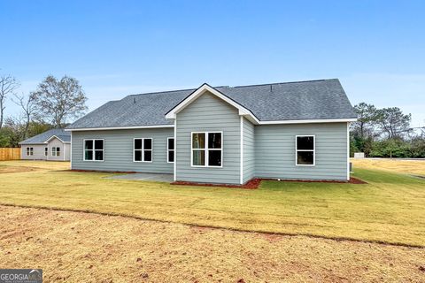 A home in Newnan