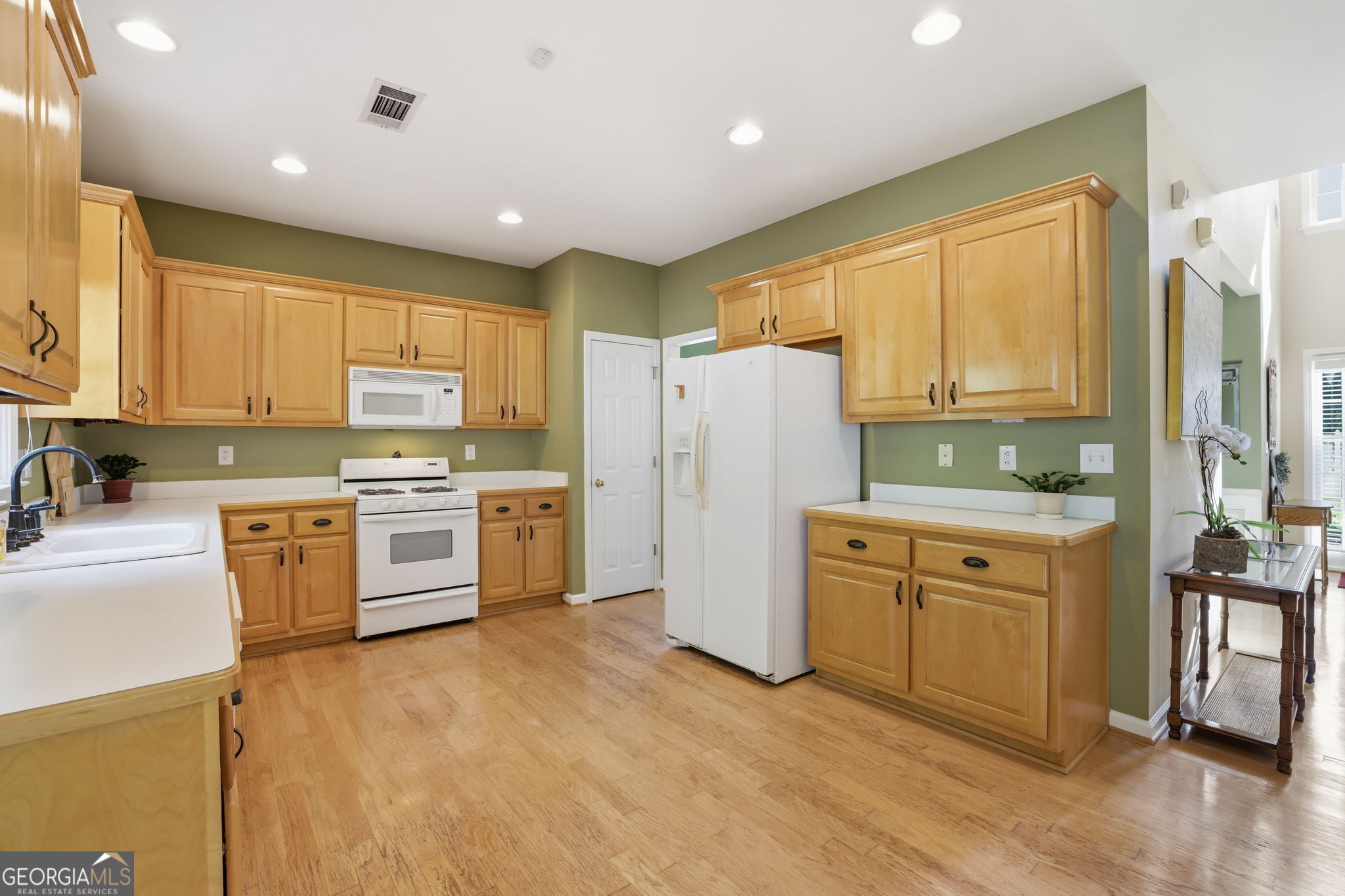 4085 Monroe CT