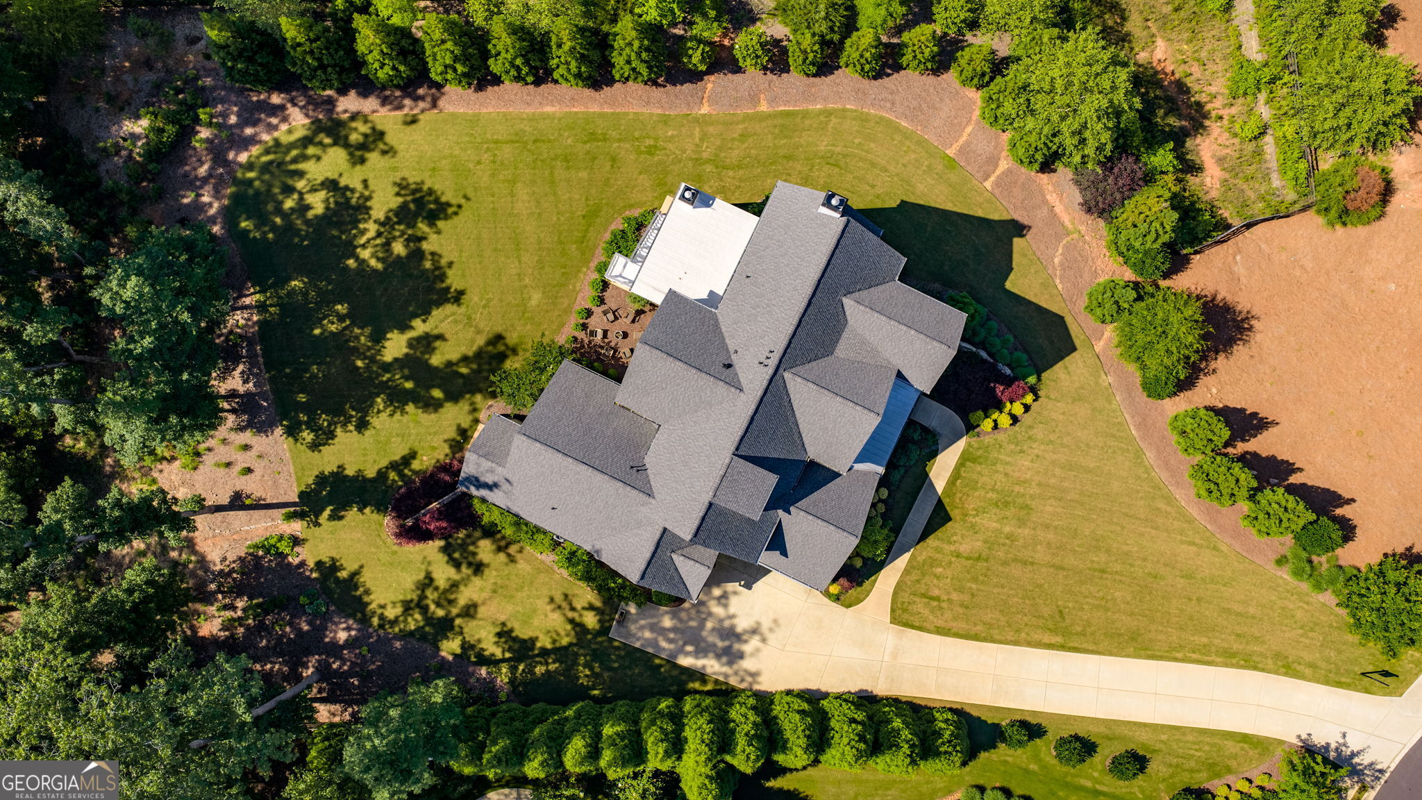 15775 Bon Endriot DR