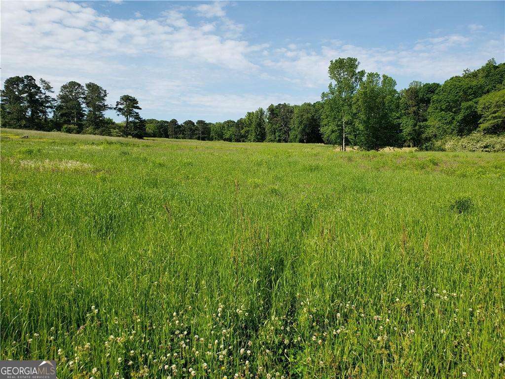 8143 East Cherokee DR