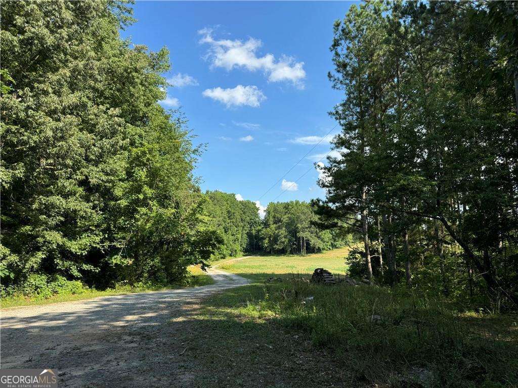 8143 East Cherokee DR