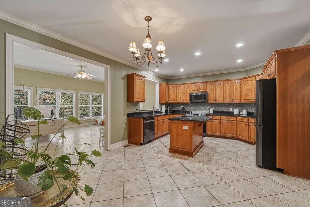 89 Parks Mountain RD 23,29