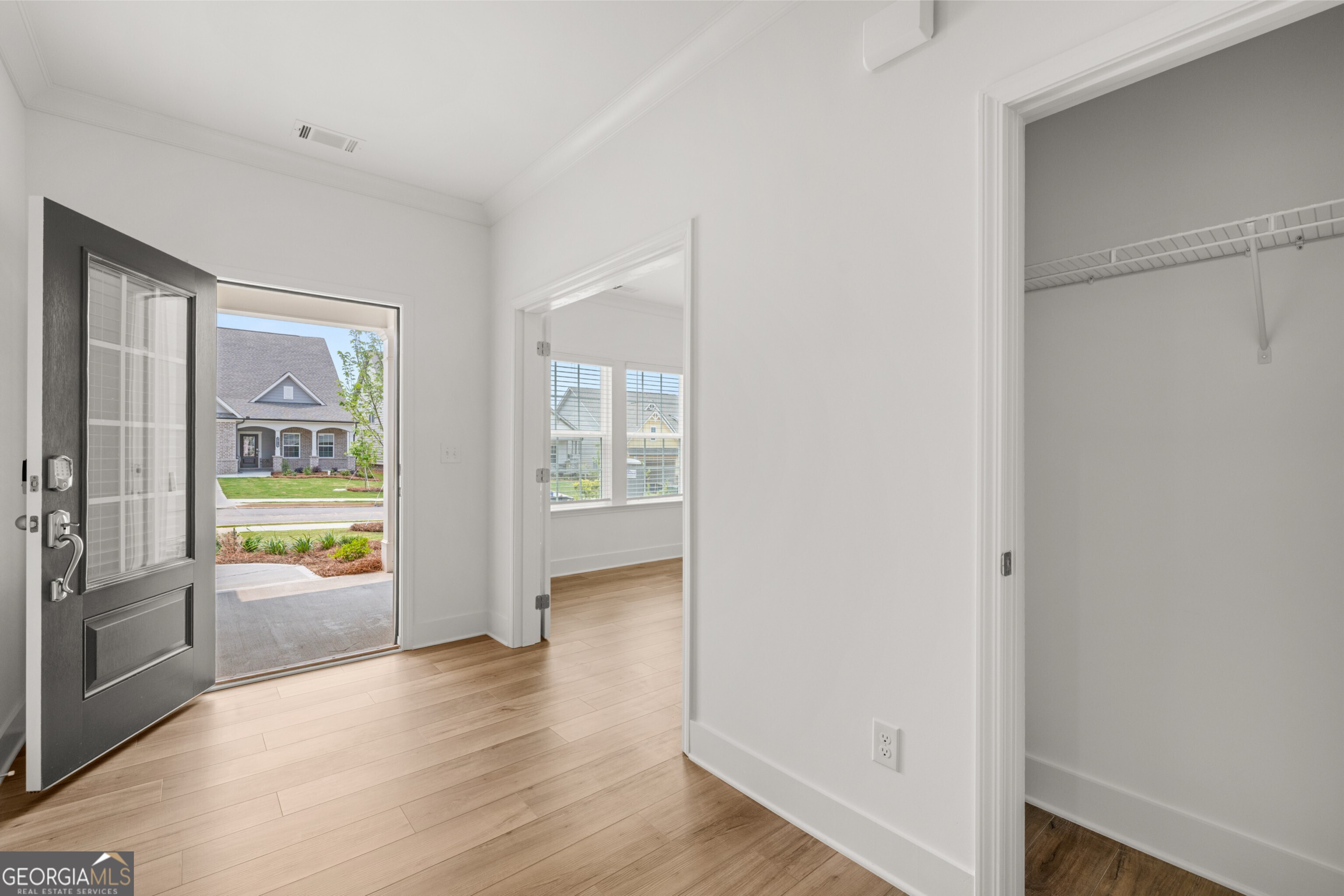 2814 Freshwater CT