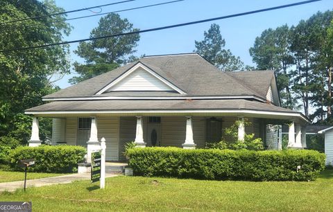 822 9th AVE Eastman GA 31023