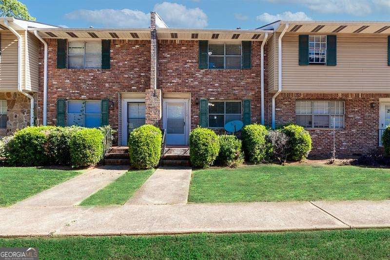 501 Carlton RD 2E