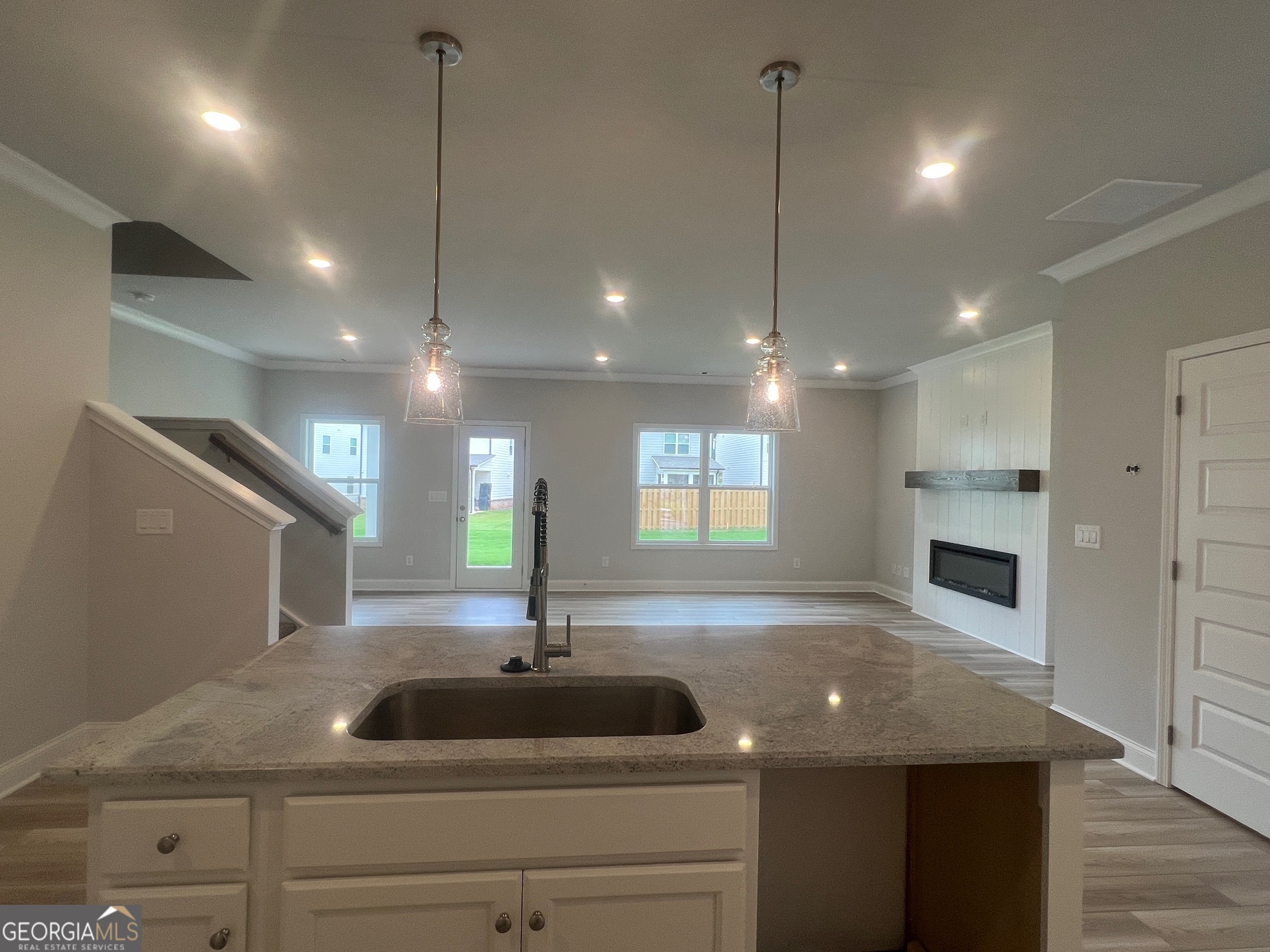 3516 Iron Hearth BND 98C