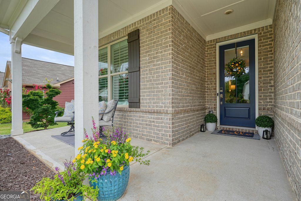130 ROLLING HILLS PL