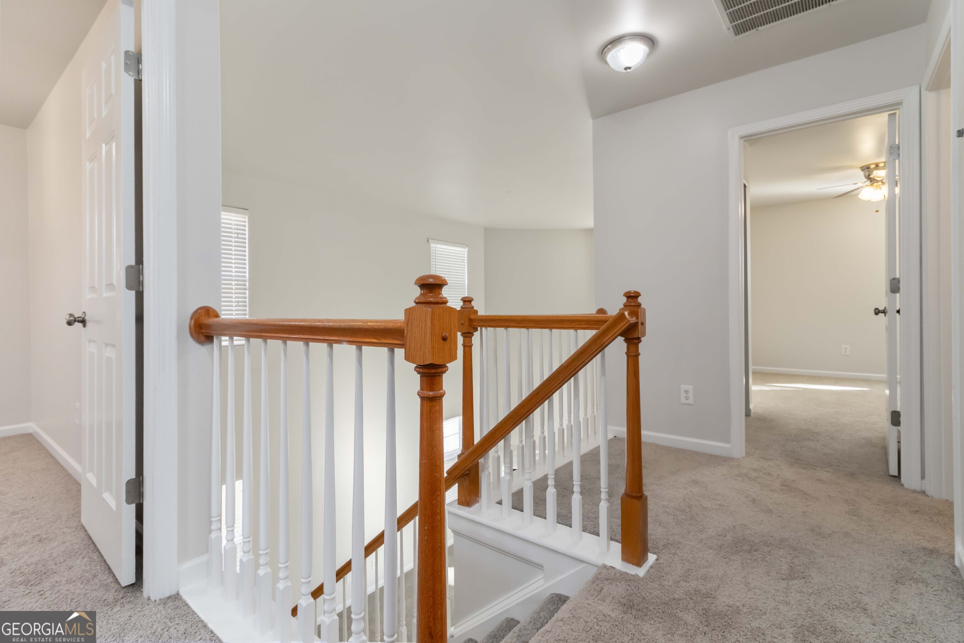 Mountain Ridge - Residential