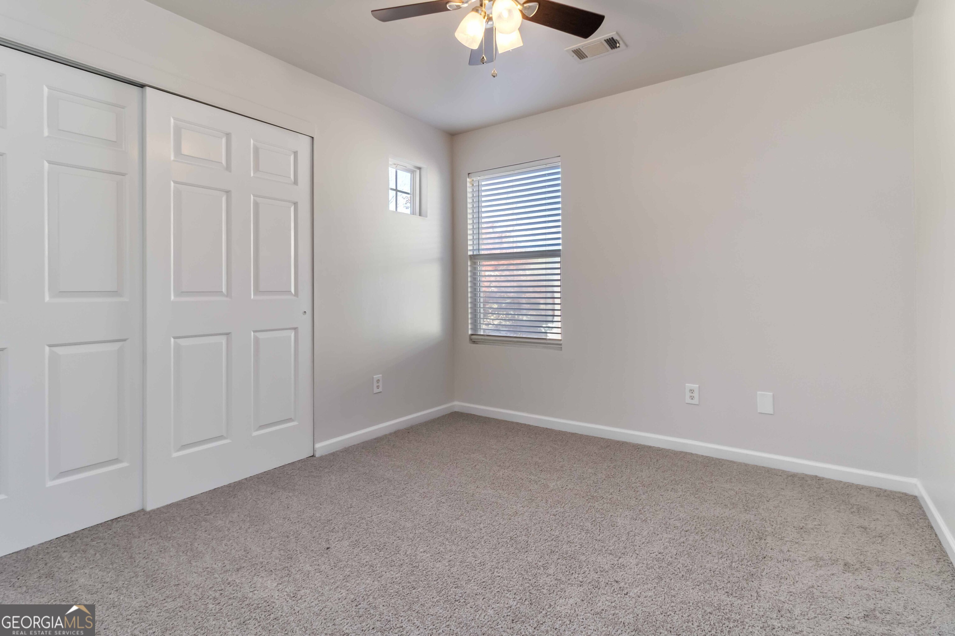 Mountain Ridge - Residential