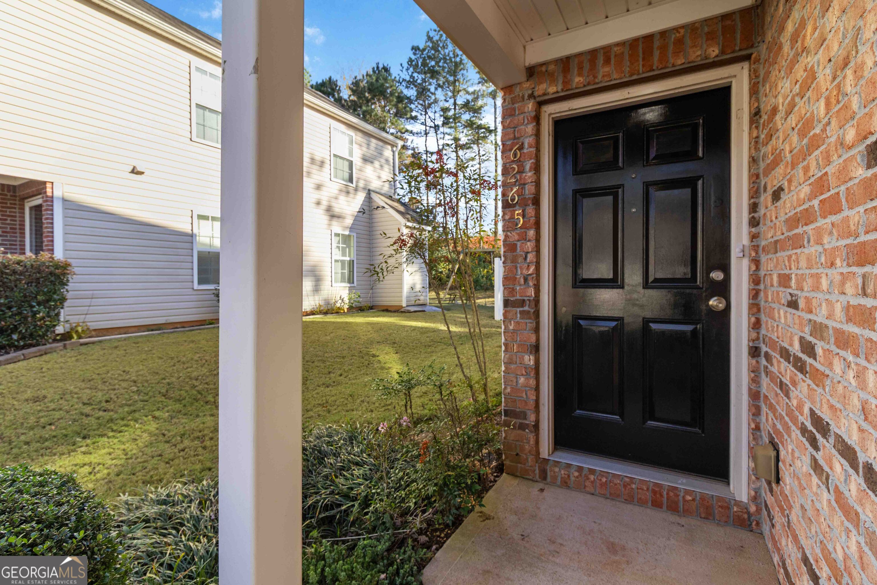 Mountain Ridge - Residential