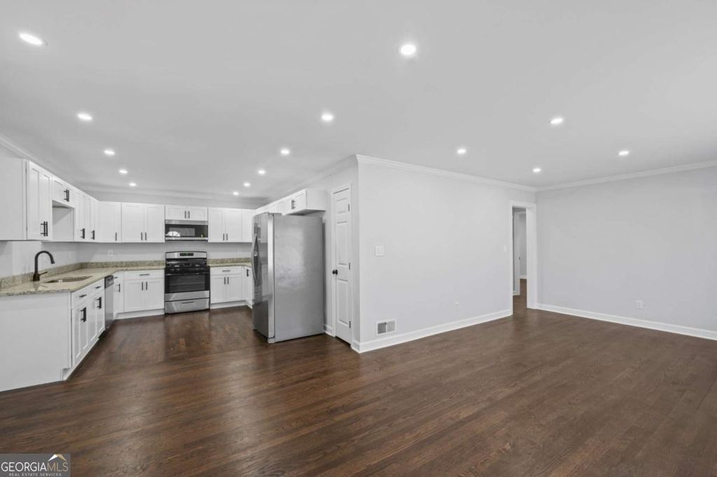 Photo of 1815 Windsor Drive SW, Atlanta, GA 30311 (MLS # 10698246)