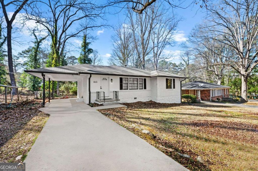 Photo of 1815 Windsor Drive SW, Atlanta, GA 30311 (MLS # 10698246)