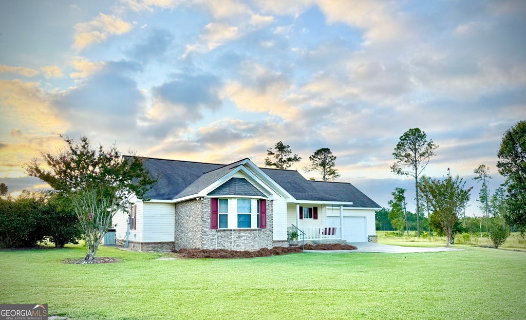 Photo of 1678 Broxton Highway, Hazlehurst, GA 31539 (MLS # 10854711)
