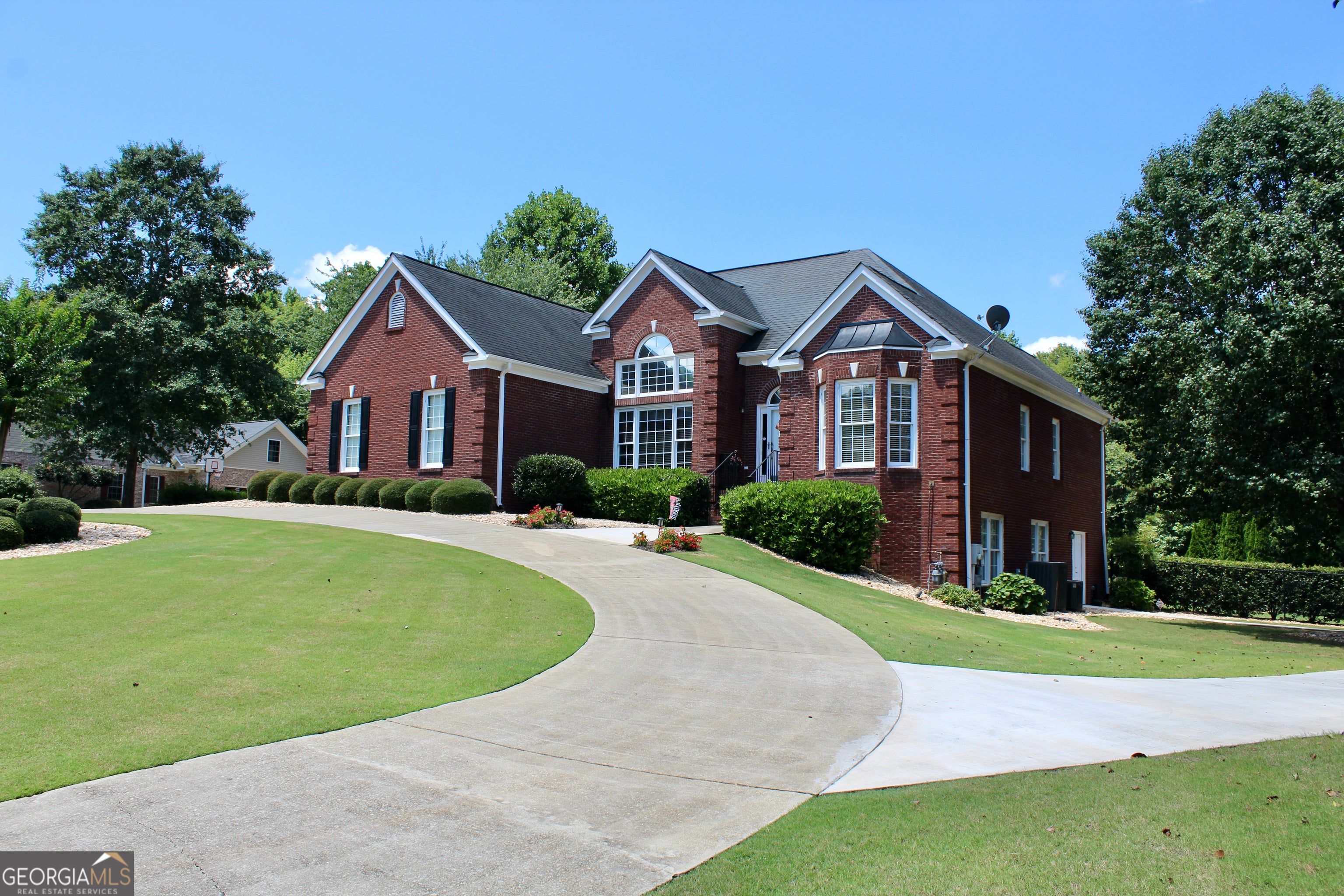 628 Wellington DR